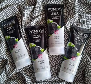 Sabun Muka Ponds Pure White Facial Foam