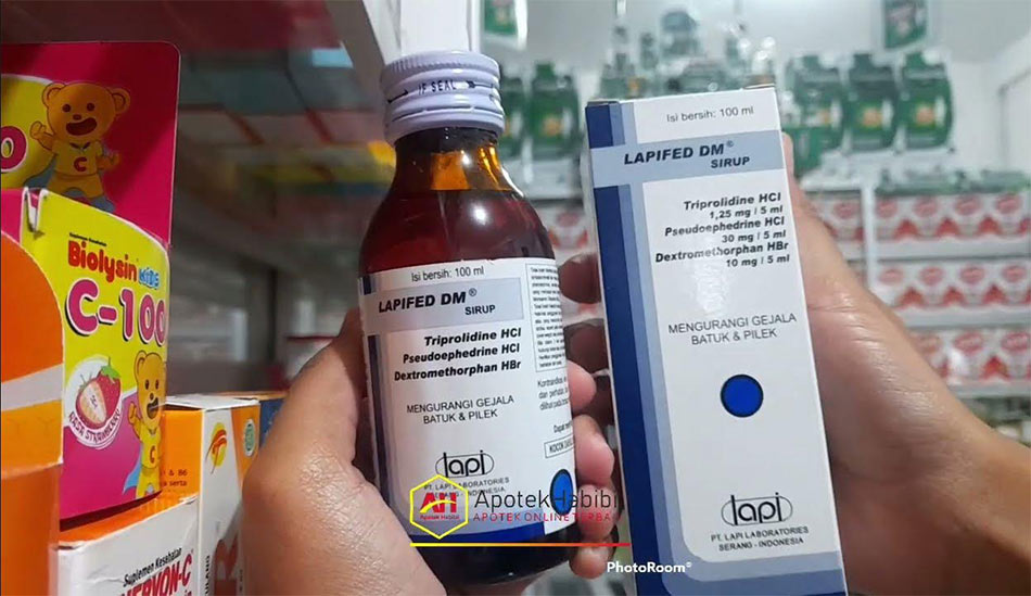 Contoh kemasan Lapifed biru